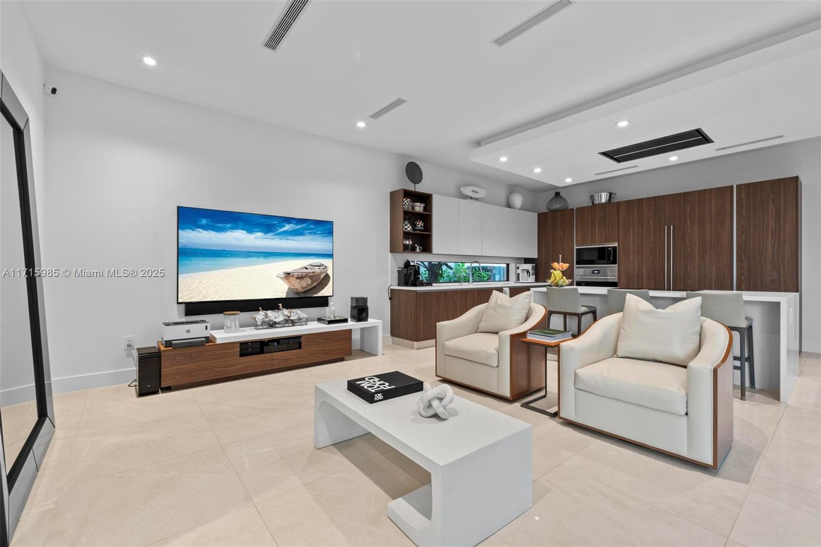 10531 NW 67th Ter
