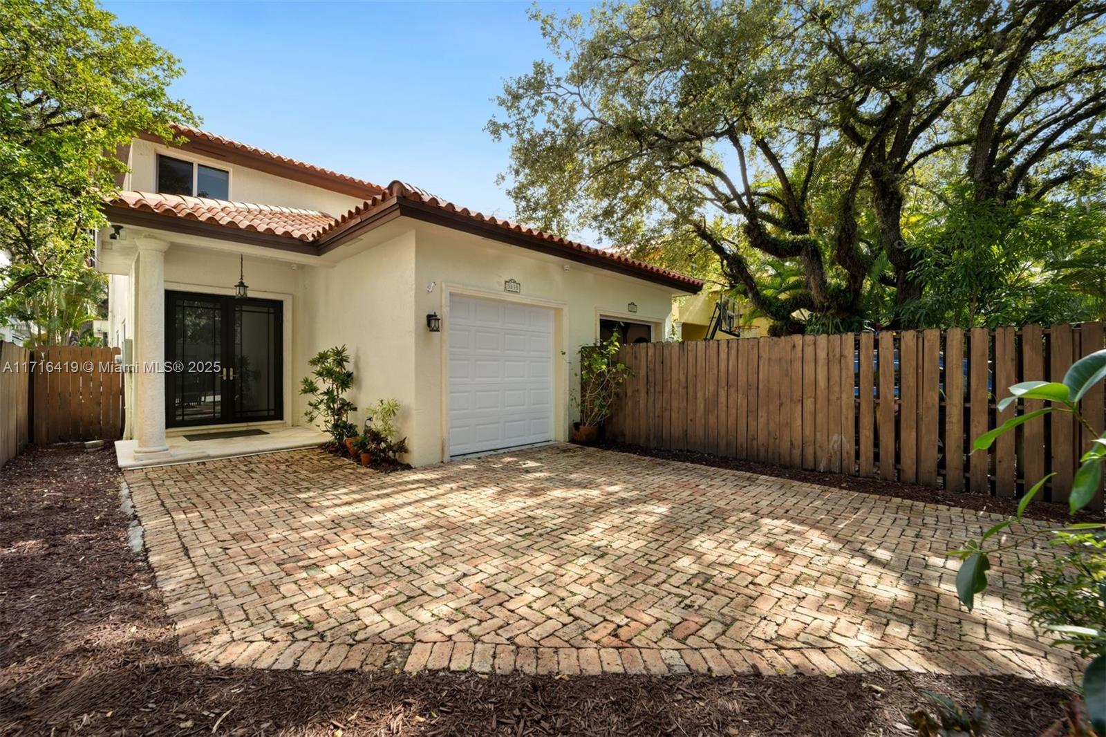 3035 Allamanda St # 3035