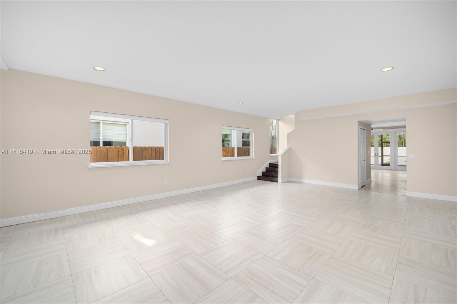 3035 Allamanda St # 3035