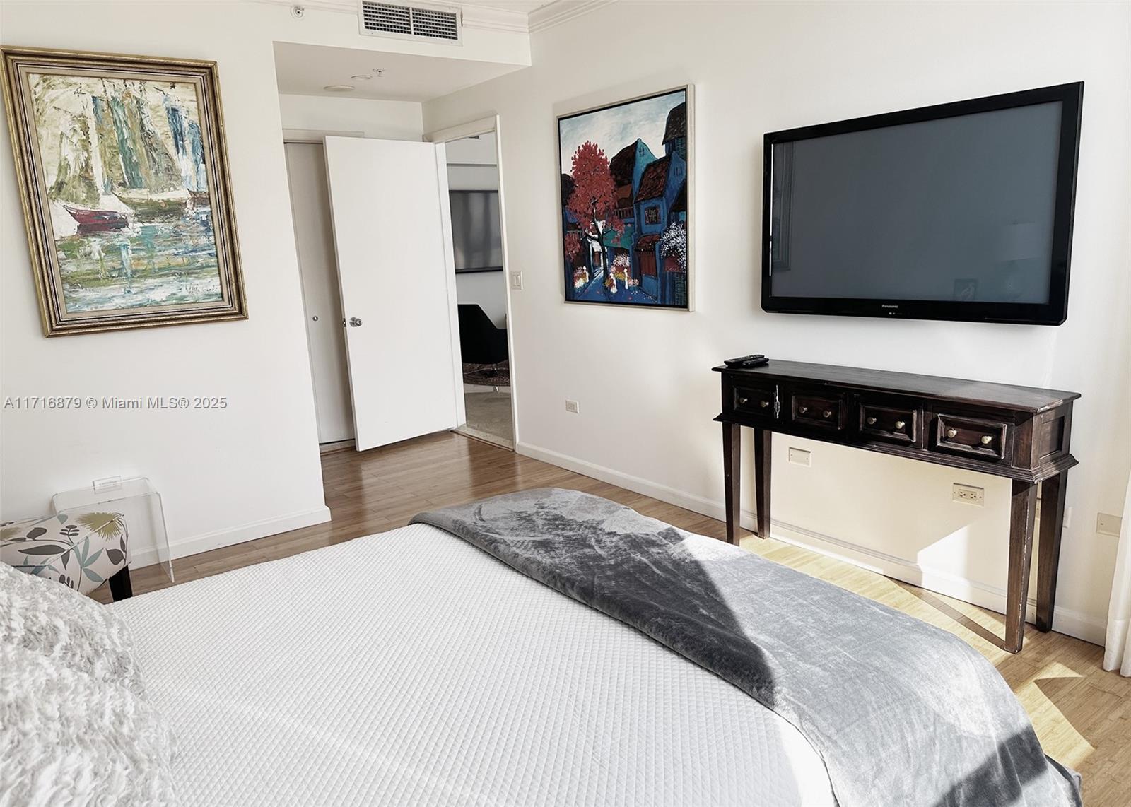 801 Brickell Key Blvd # 2312