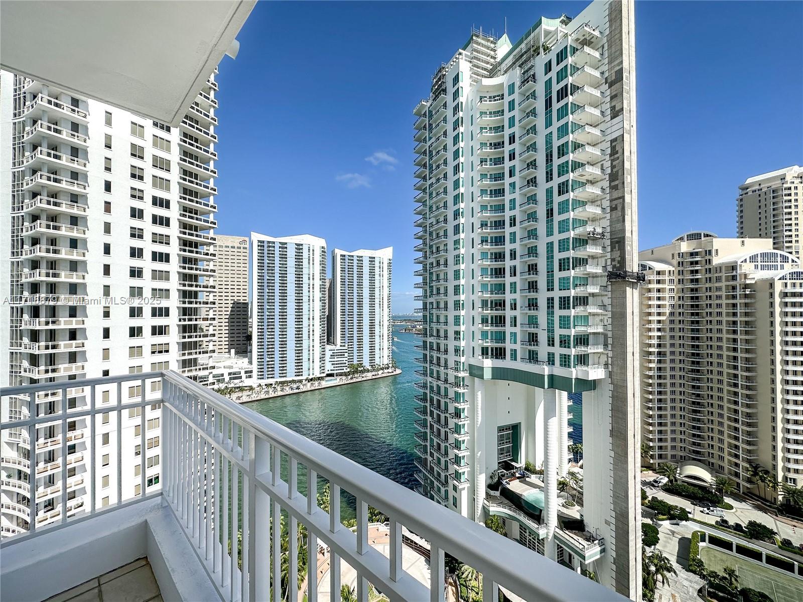 801 Brickell Key Blvd # 2312
