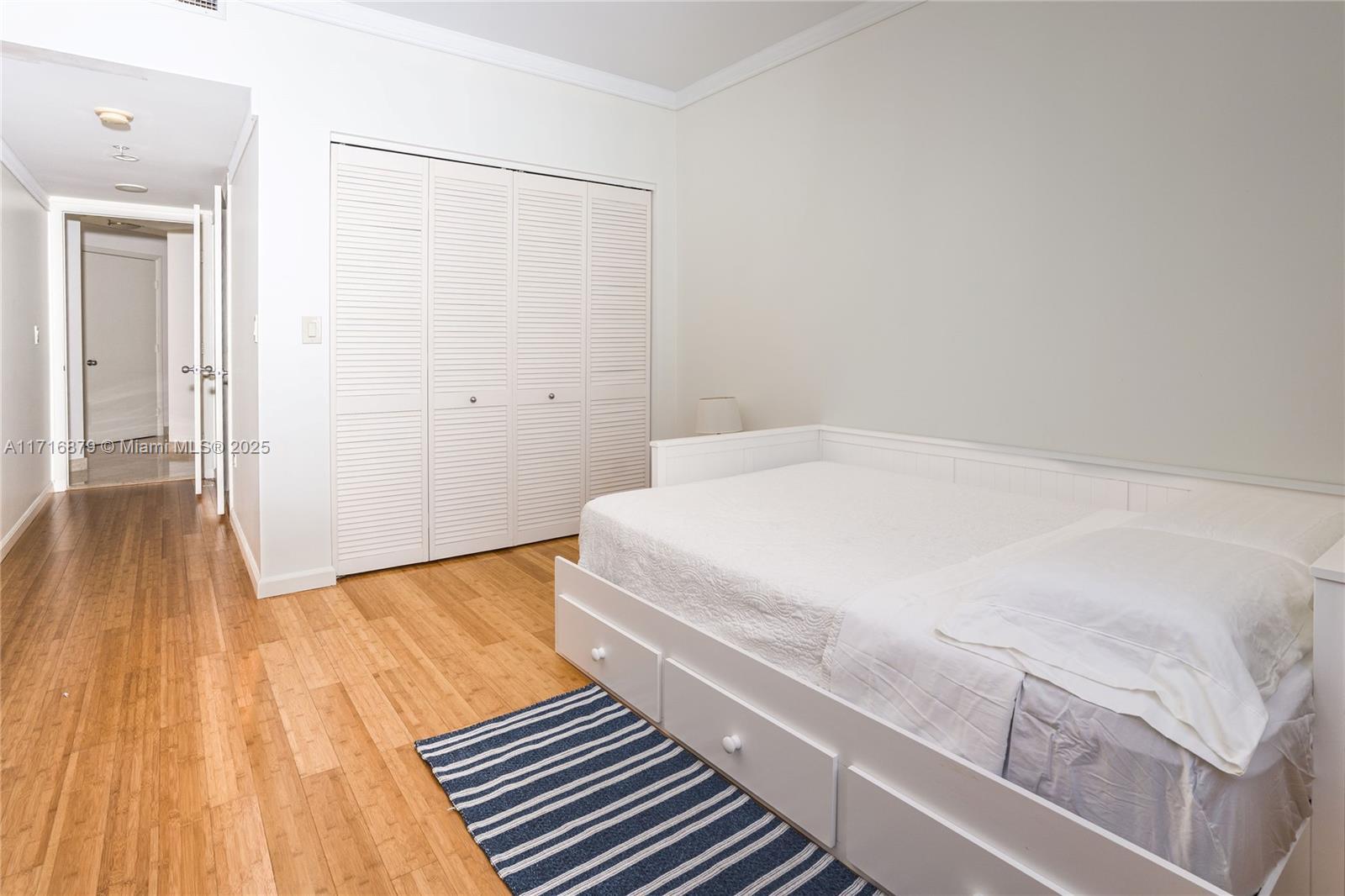 801 Brickell Key Blvd # 2312