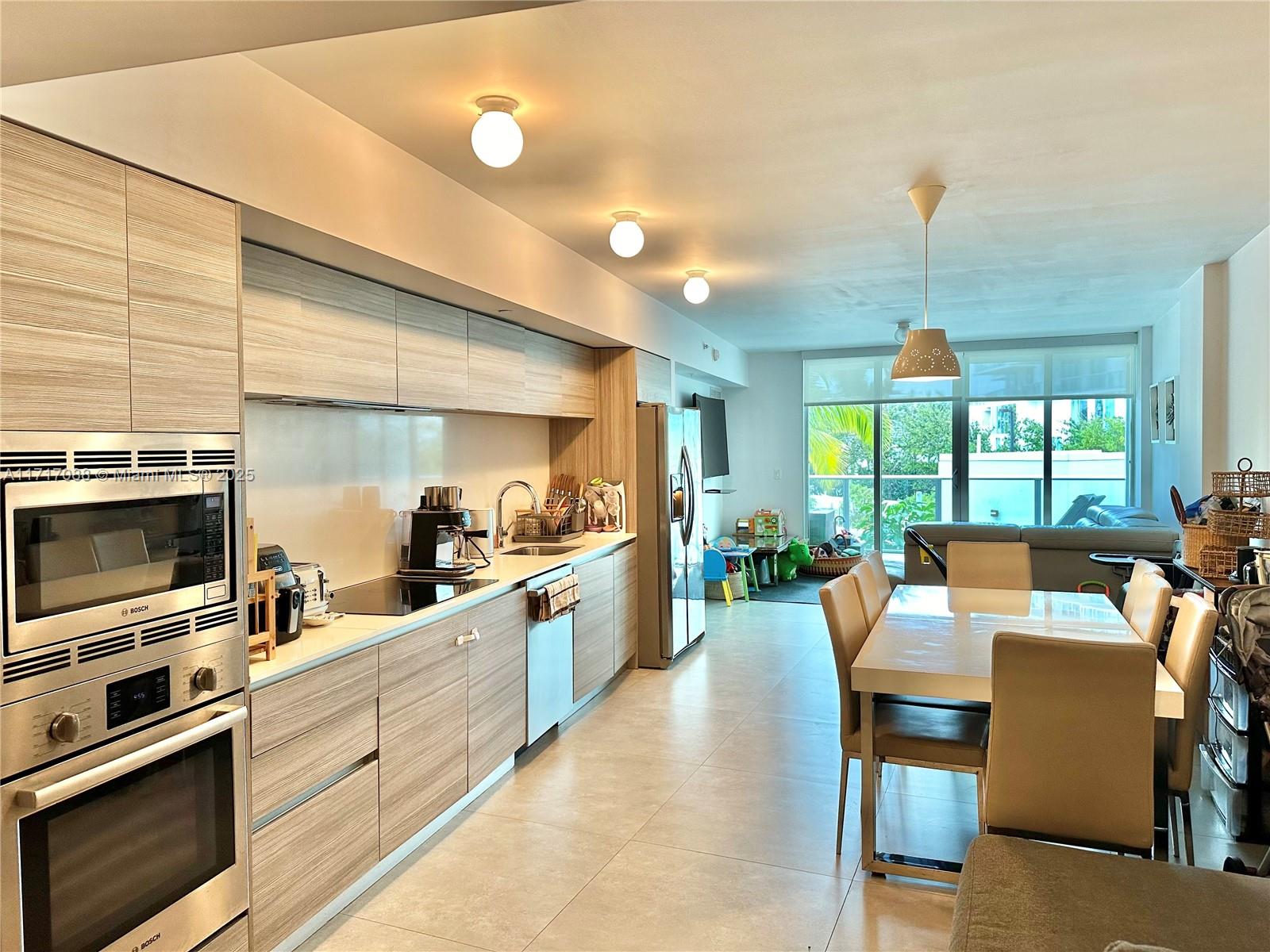 6620 Indian Creek Dr # 213