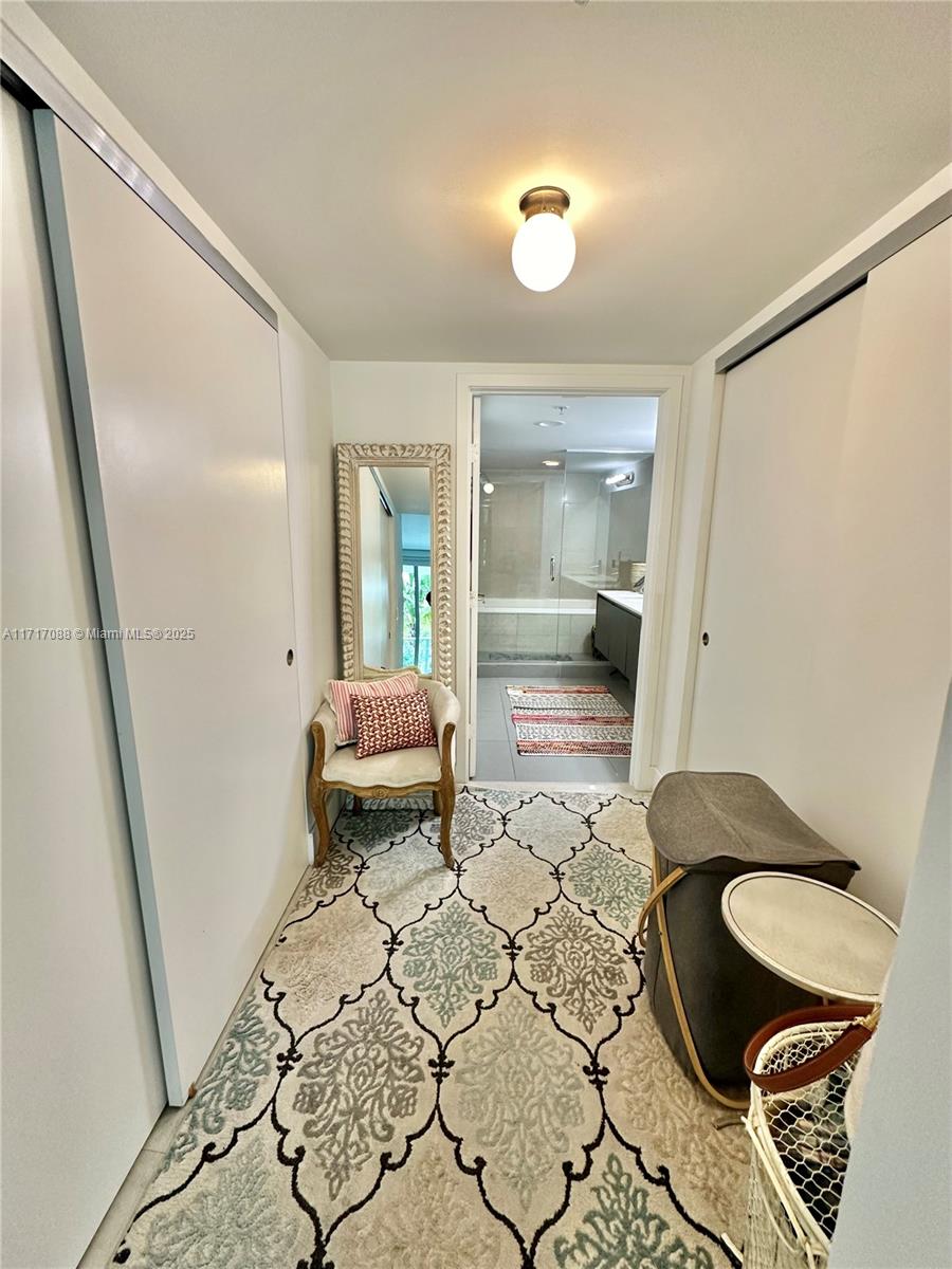 6620 Indian Creek Dr # 213