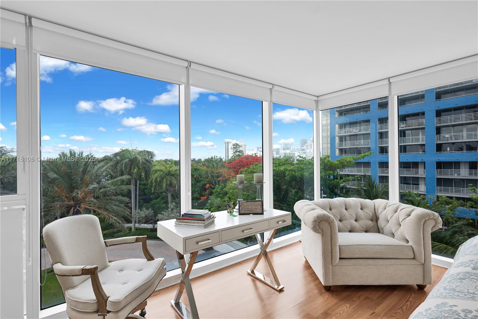 2101 Brickell Ave # 301