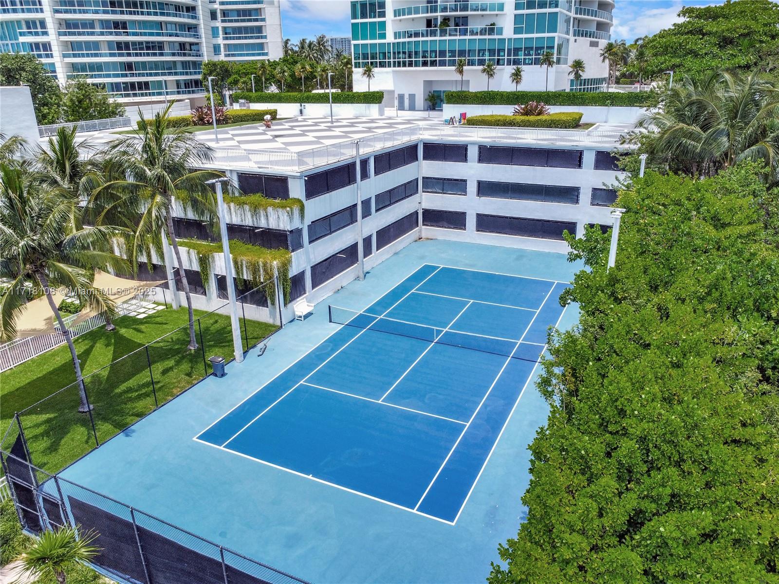 2101 Brickell Ave # 301