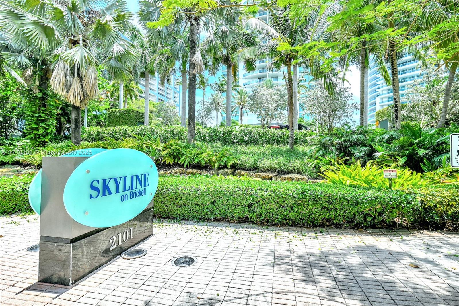 2101 Brickell Ave # 301