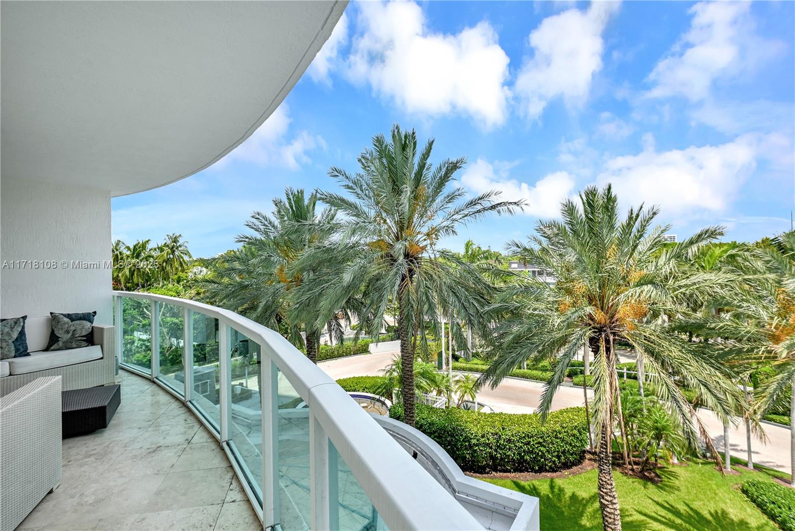 2101 Brickell Ave # 301