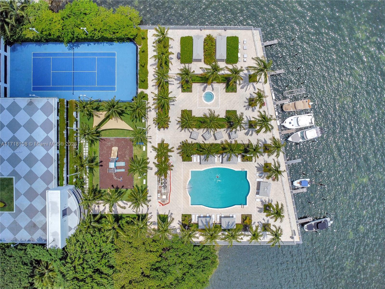2101 Brickell Ave # 301