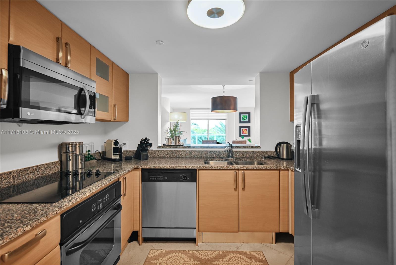 2101 Brickell Ave # 301