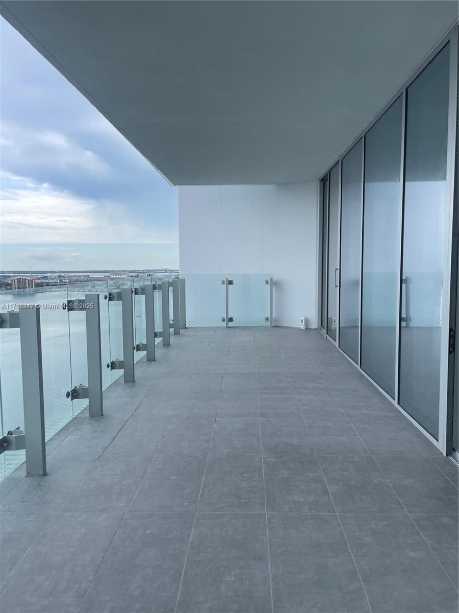 700 NE 26th Ter # 2103