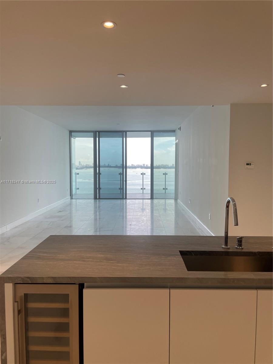 700 NE 26th Ter # 2103