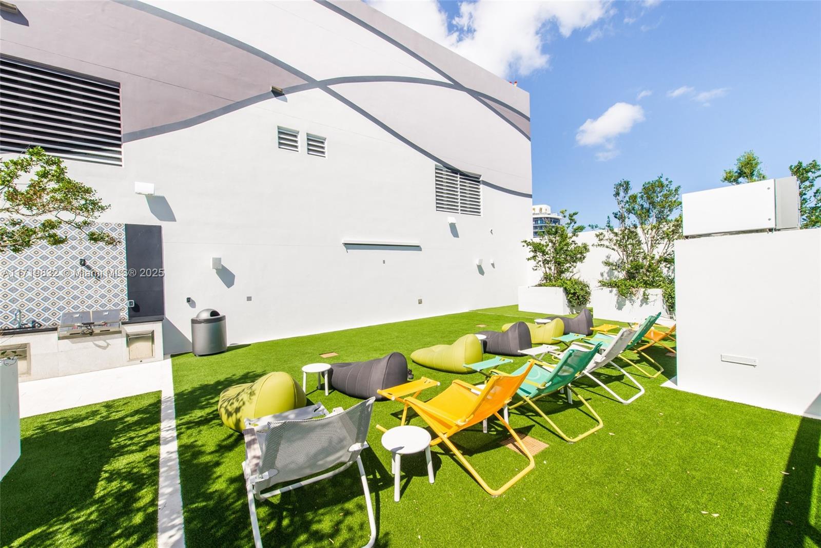 1010 Brickell Ave # 2911