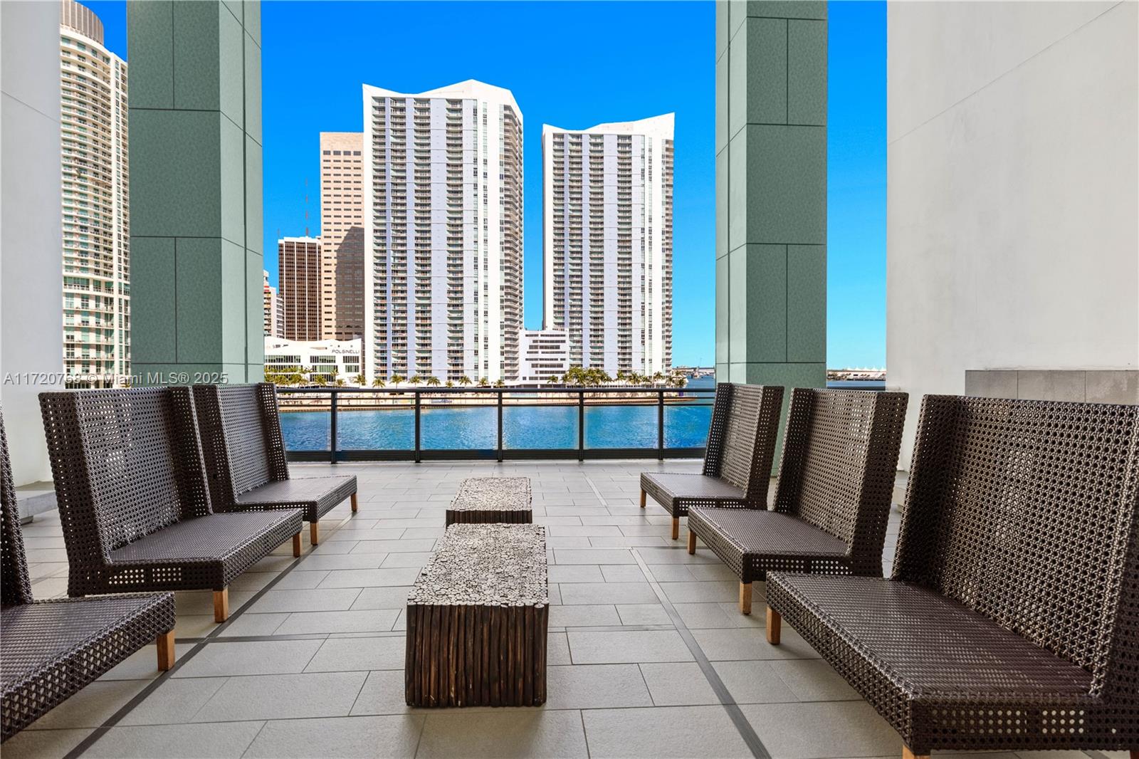 900 Brickell Key Blvd # 2302