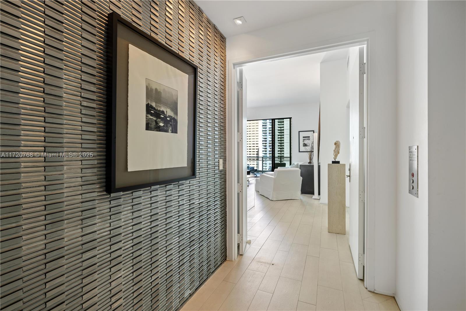 900 Brickell Key Blvd # 2302