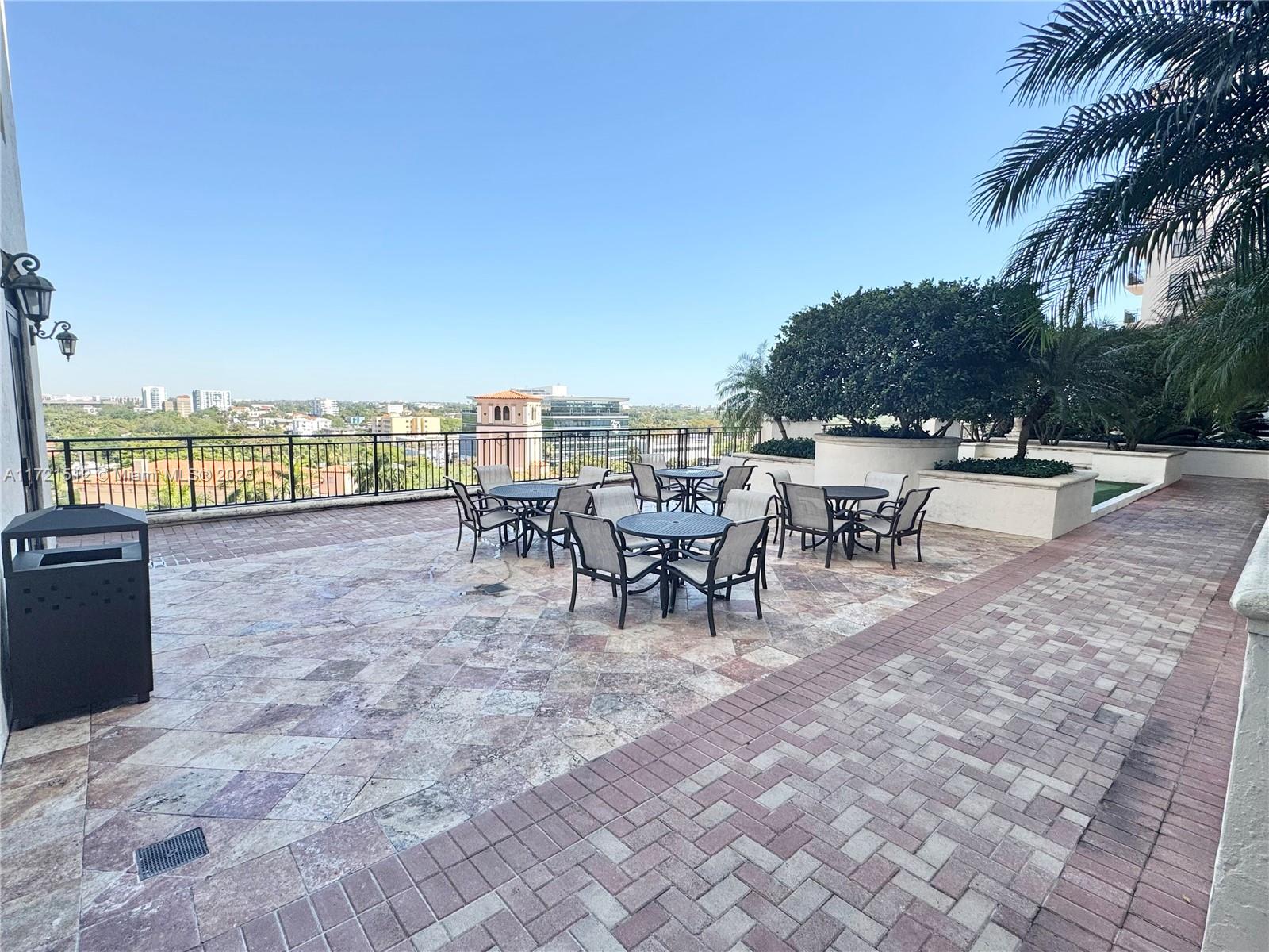 888 S Douglas Rd # 1006