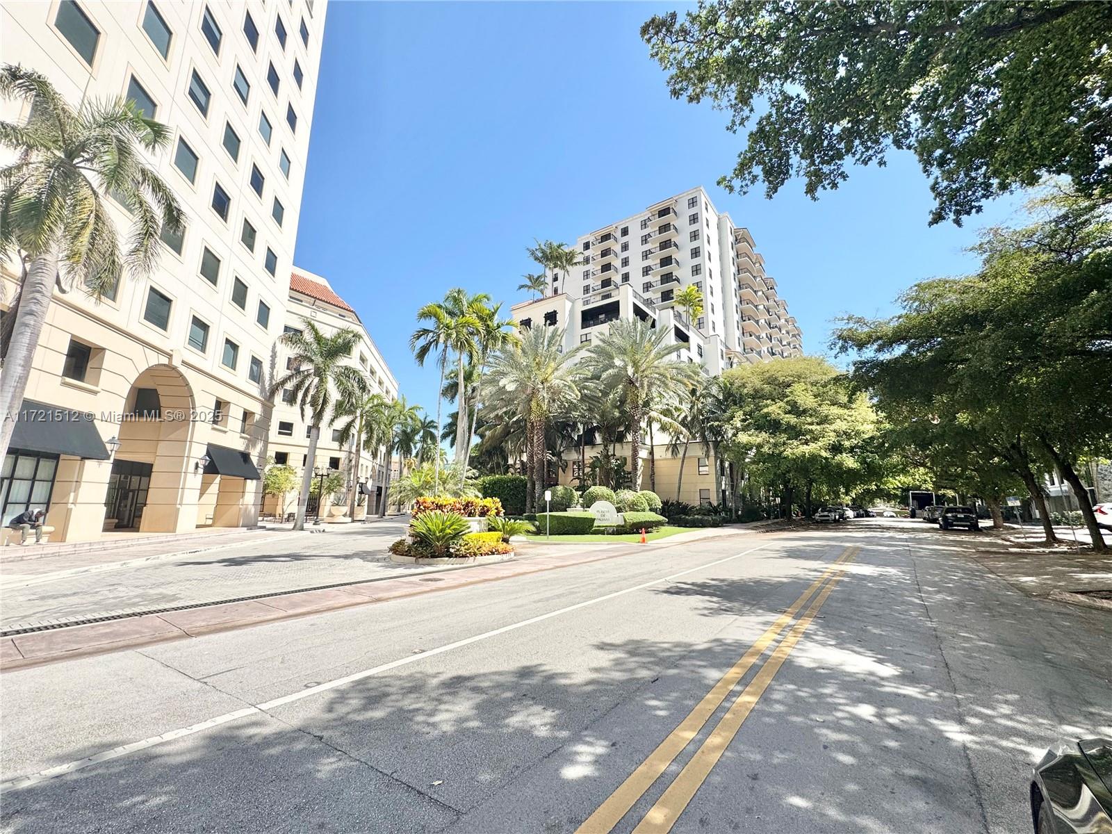 888 S Douglas Rd # 1006