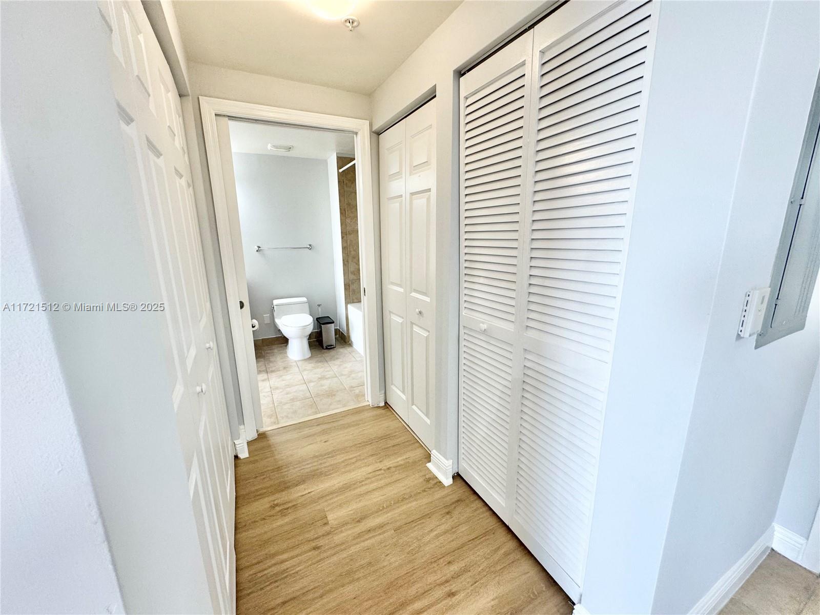 888 S Douglas Rd # 1006