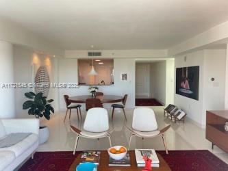 2101 Brickell Ave # 2712