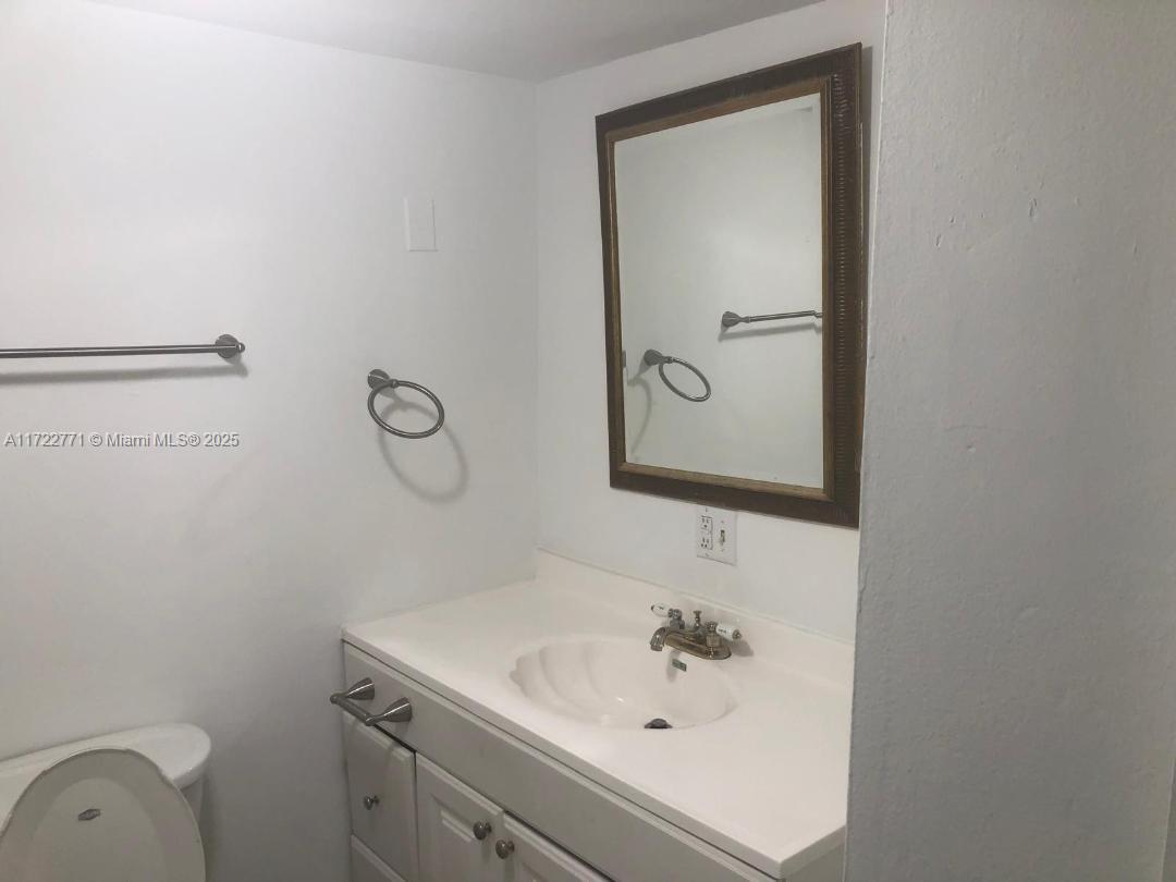4705 NW 7th St # 7 Unit: 204-7