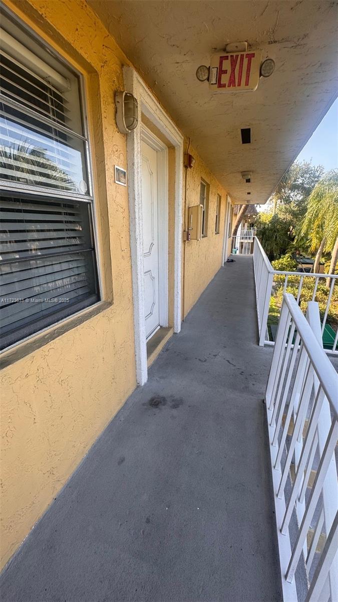 5192 NE 6th Ave # 830