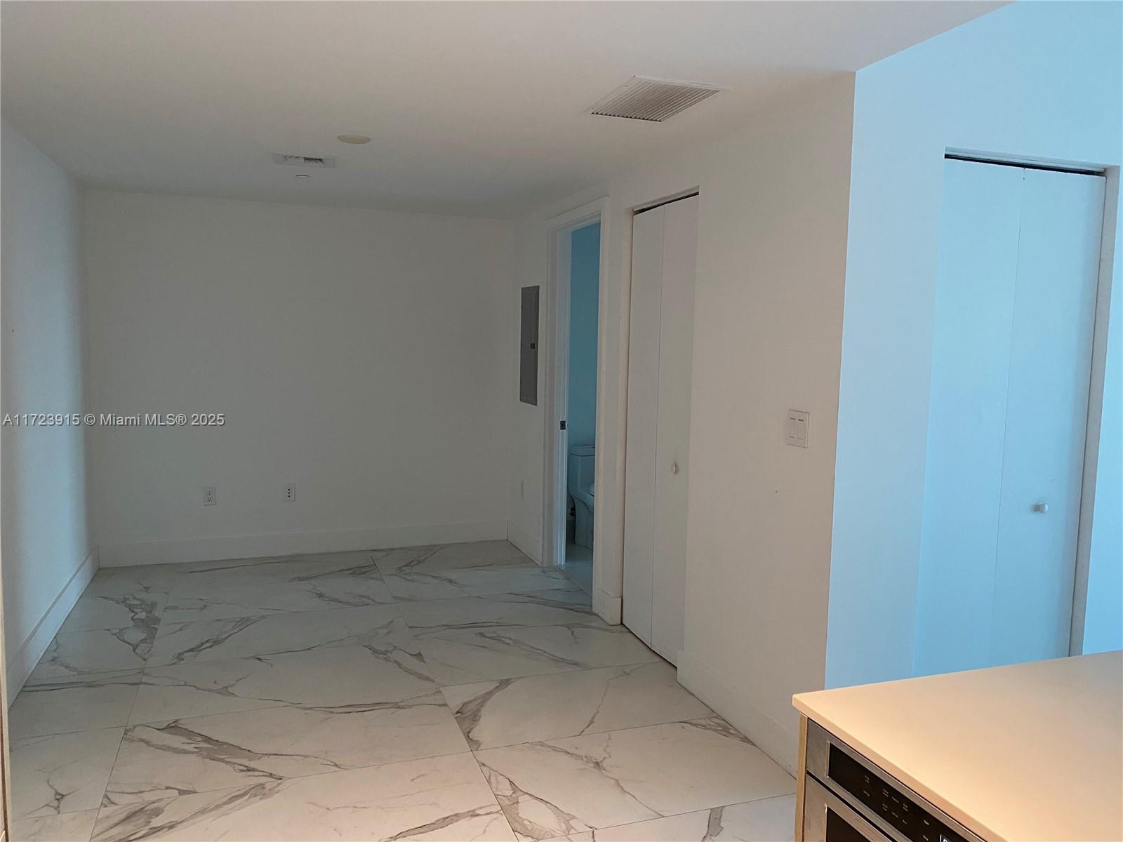 1300 S MIAMI AVE Unit: 3702