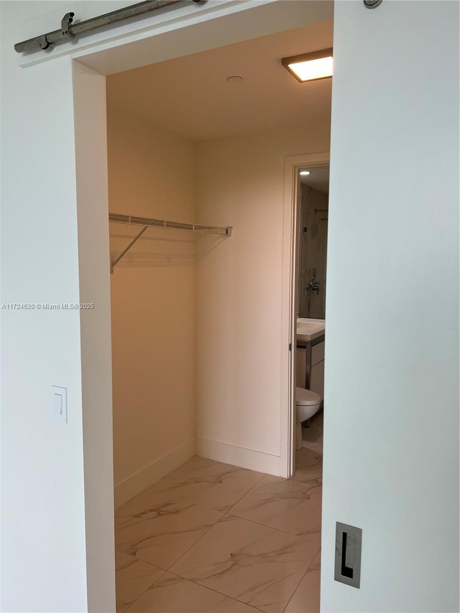 2000 Metropica Way # 1911
