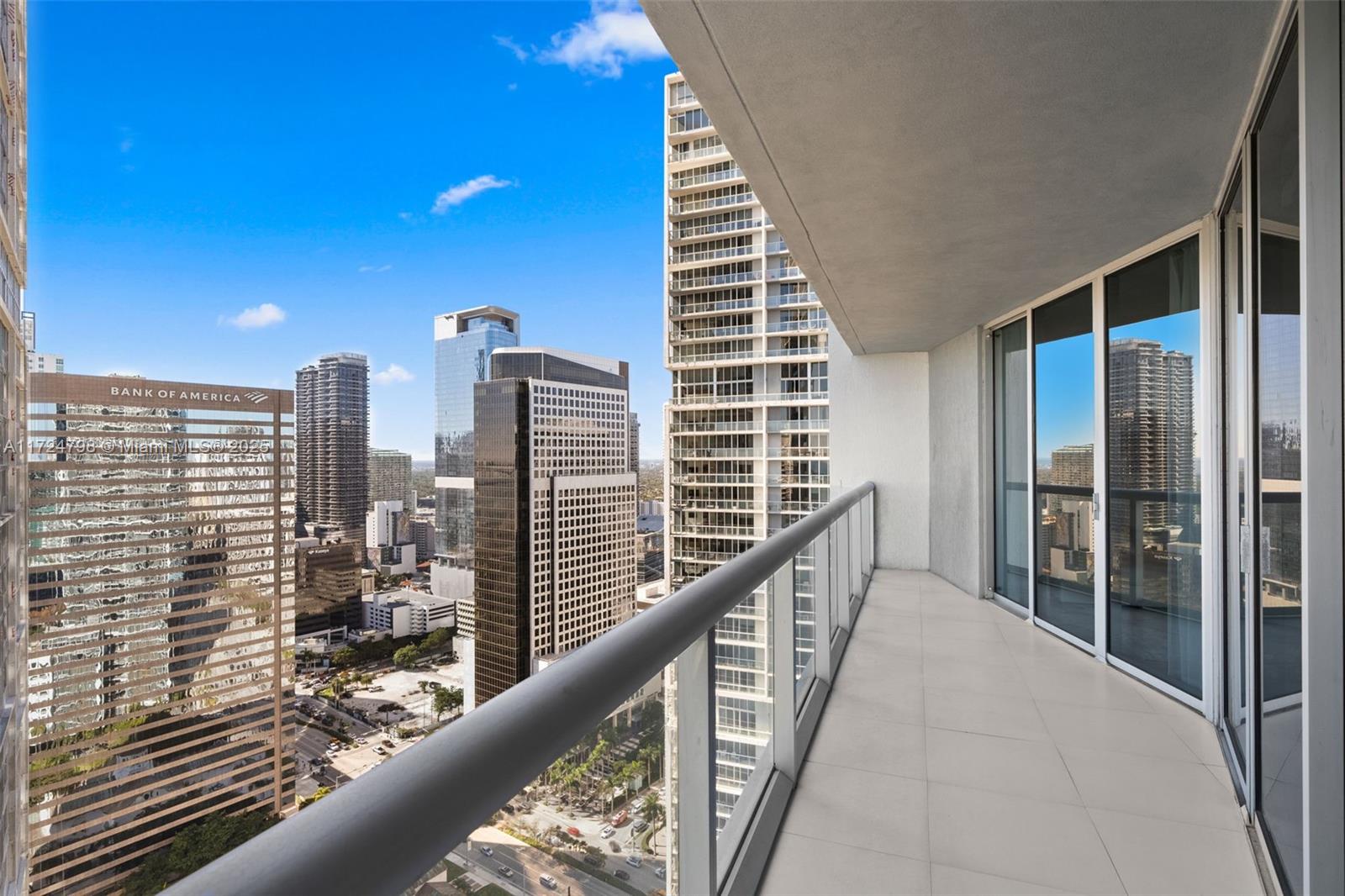 475 Brickell Ave # 3711