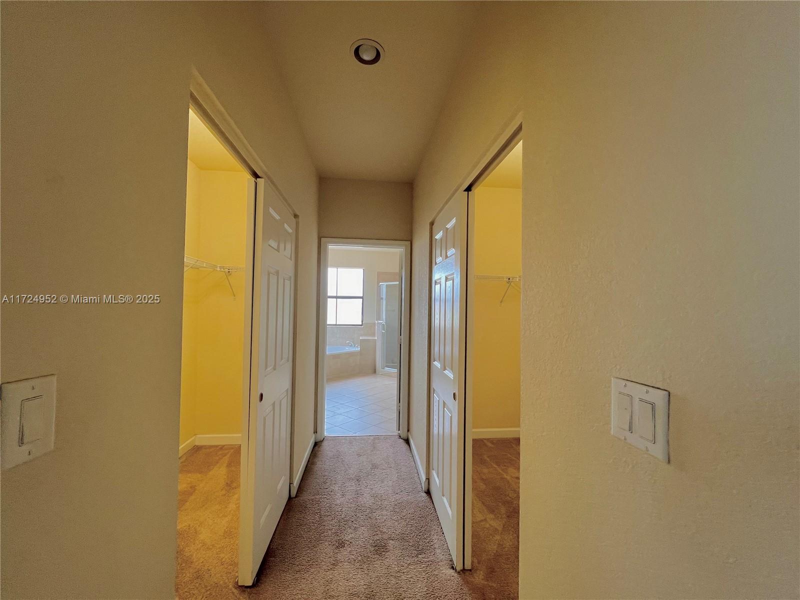 3546 W 86th Ter