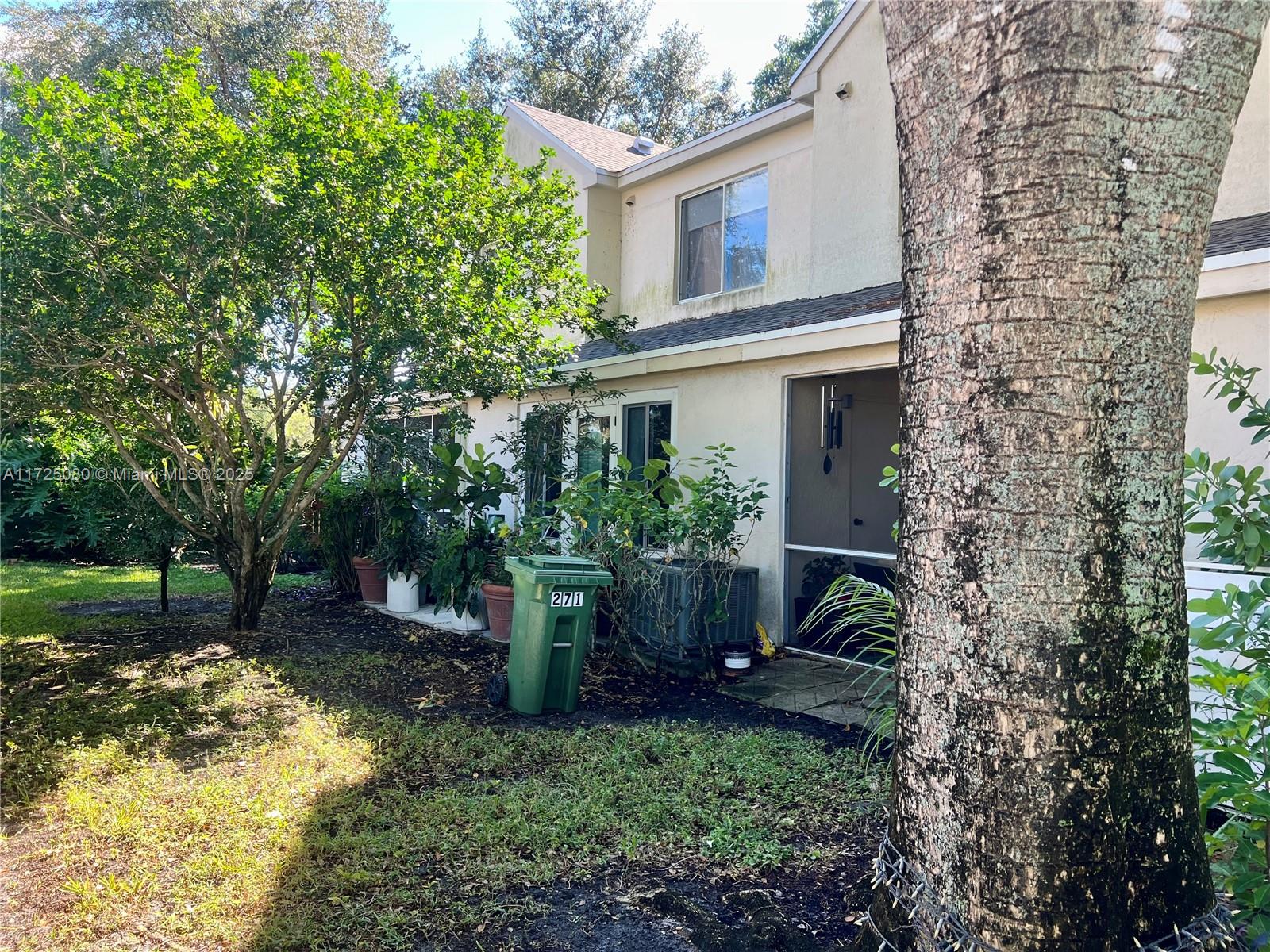 271 Duval Ct # 271