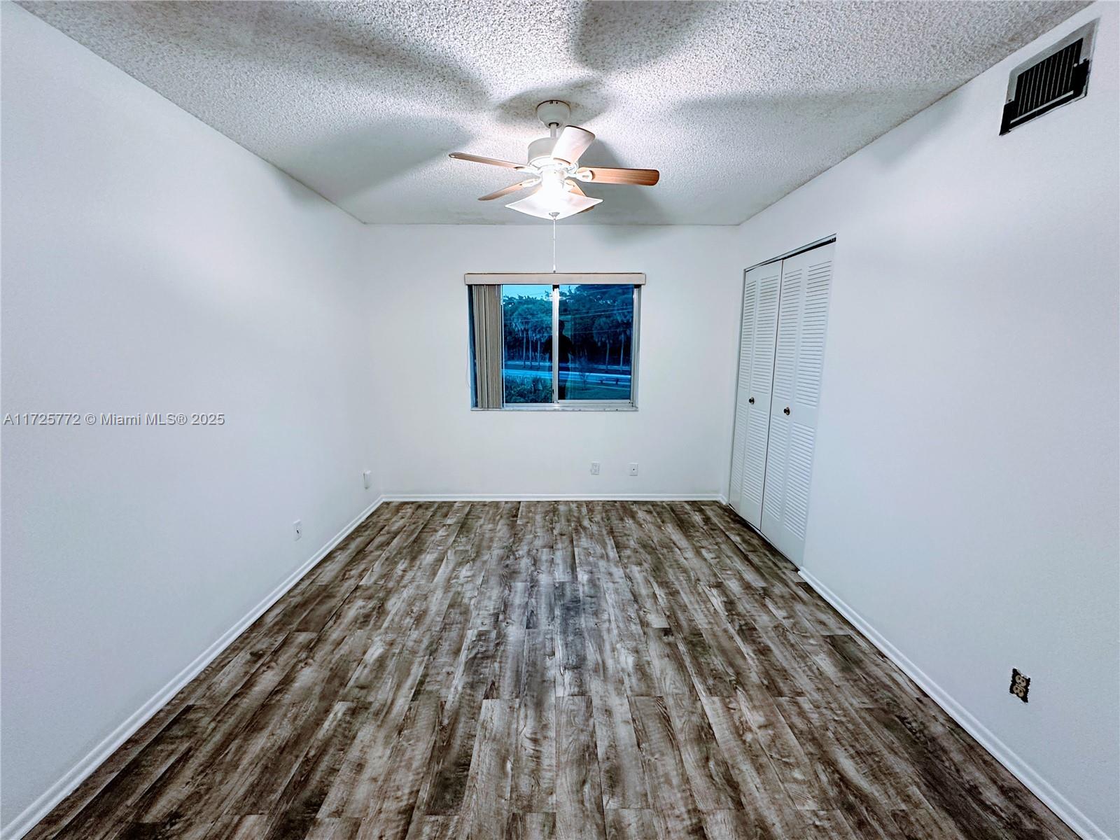 107 Gardens Dr # 205