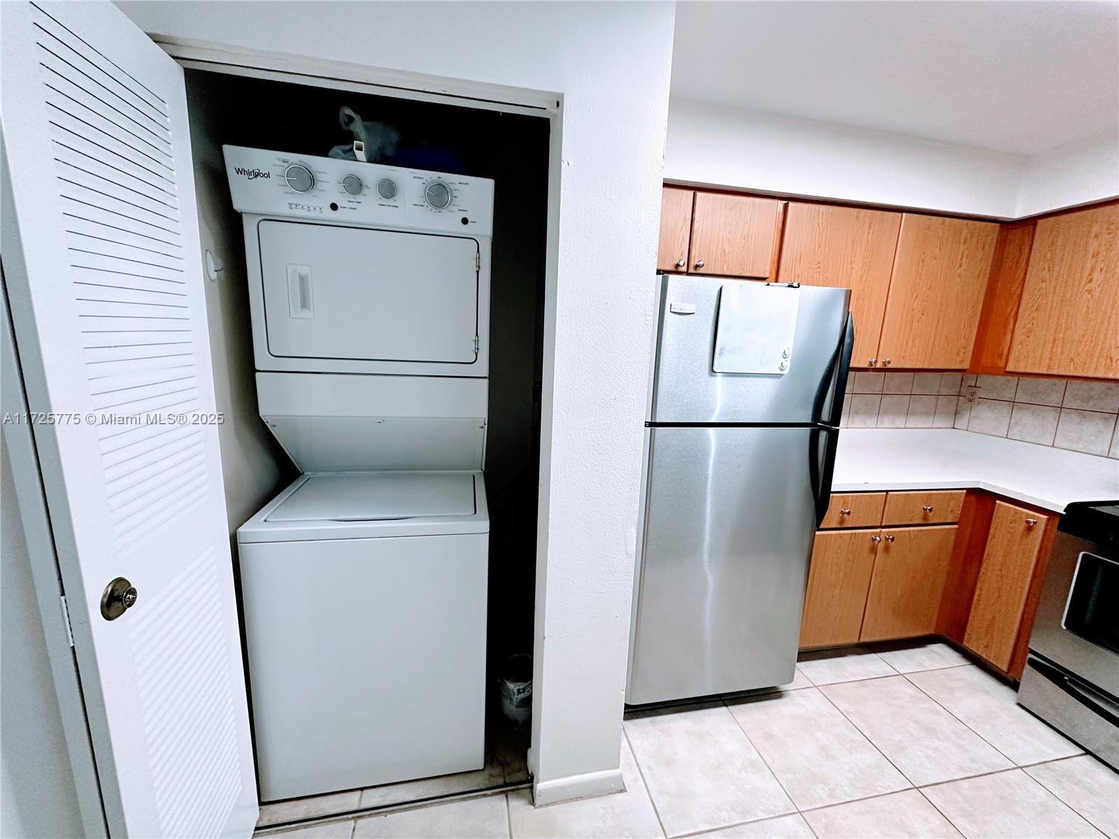 2445 SW 18th Ter # 204