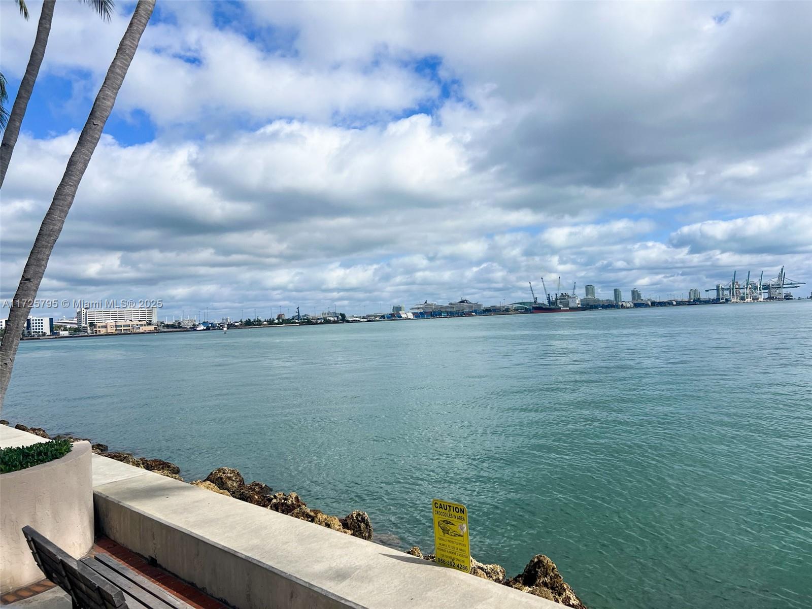 540 Brickell Key Dr # 303