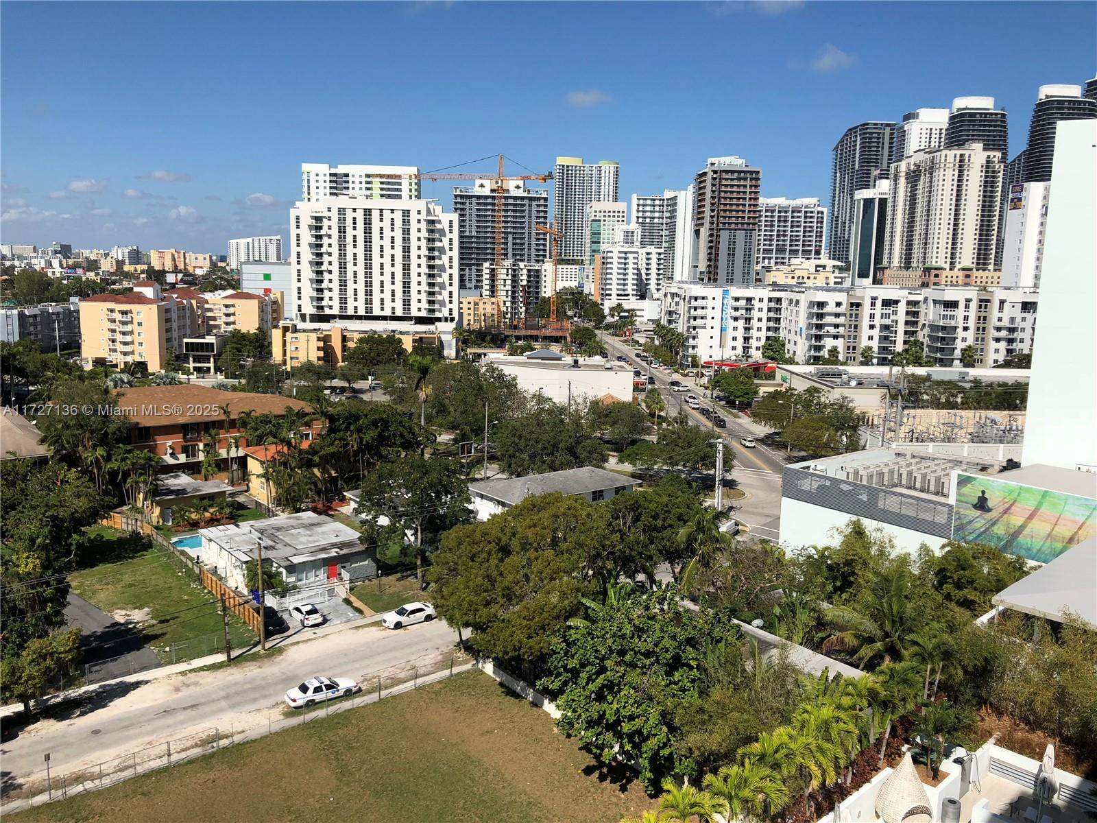 1600 SW 1st Ave # 1006