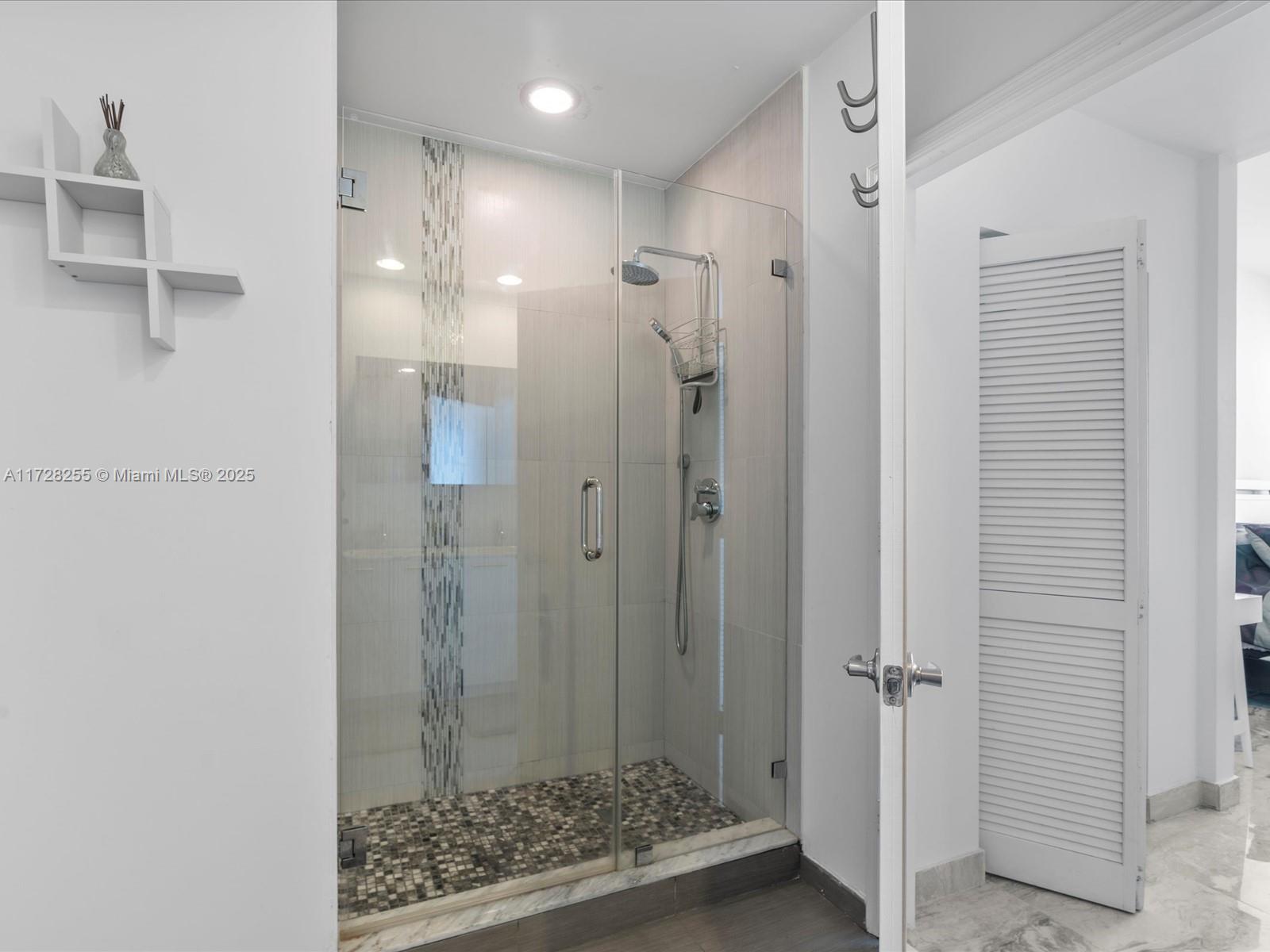950 Brickell Bay Dr. # 5206