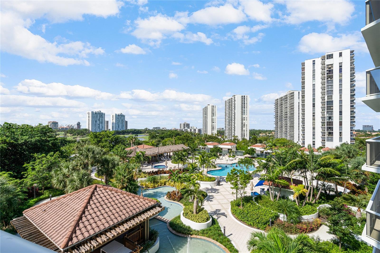 20281 E Country Club Dr # 511