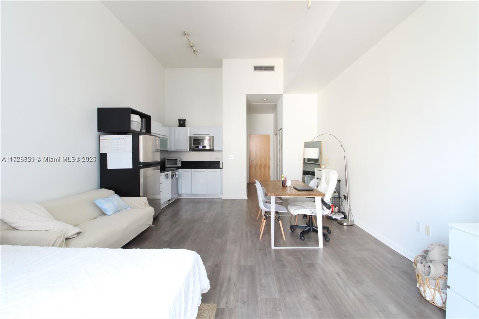 244 Biscayne Blvd # 344