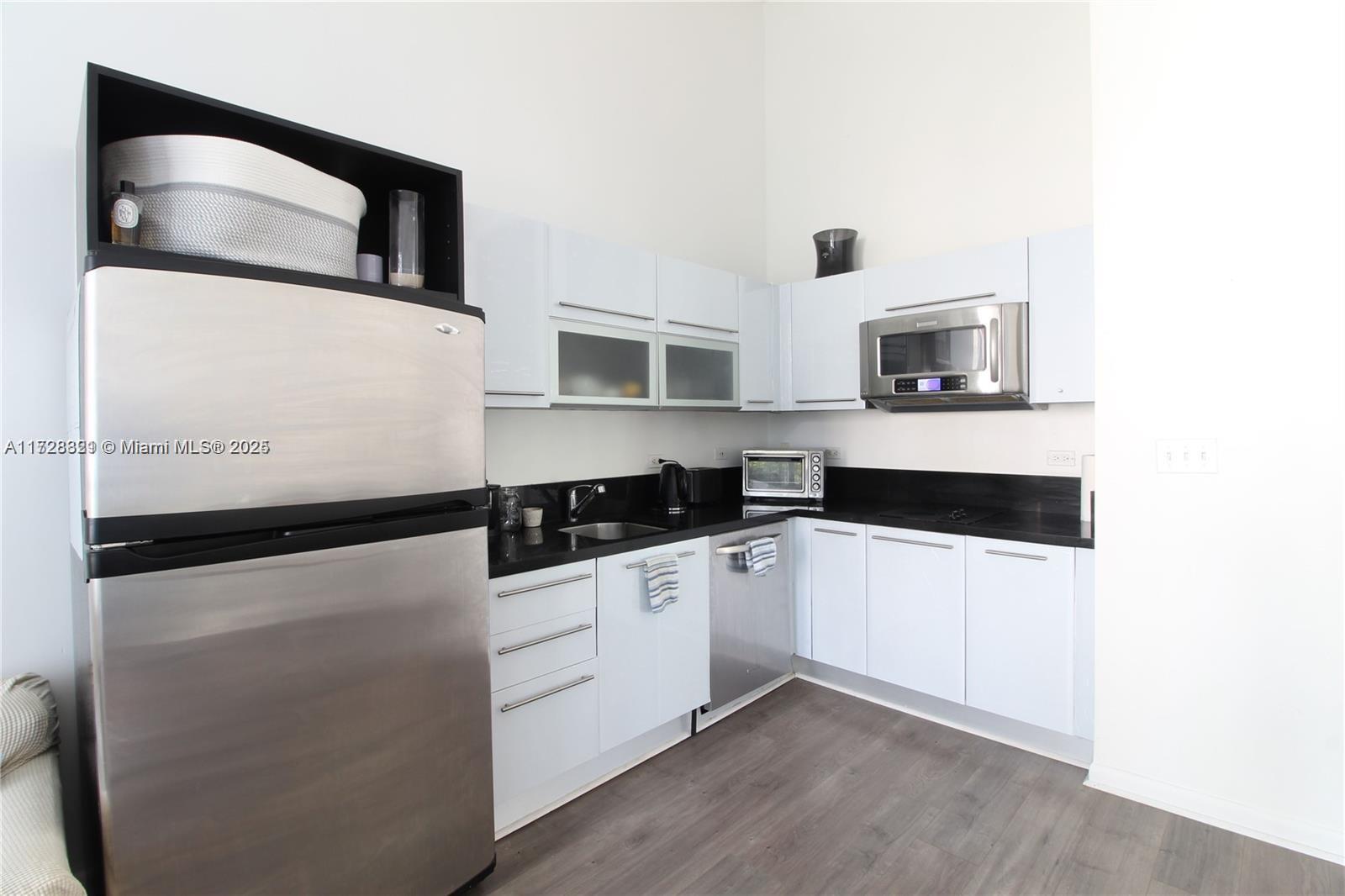 244 Biscayne Blvd # 344