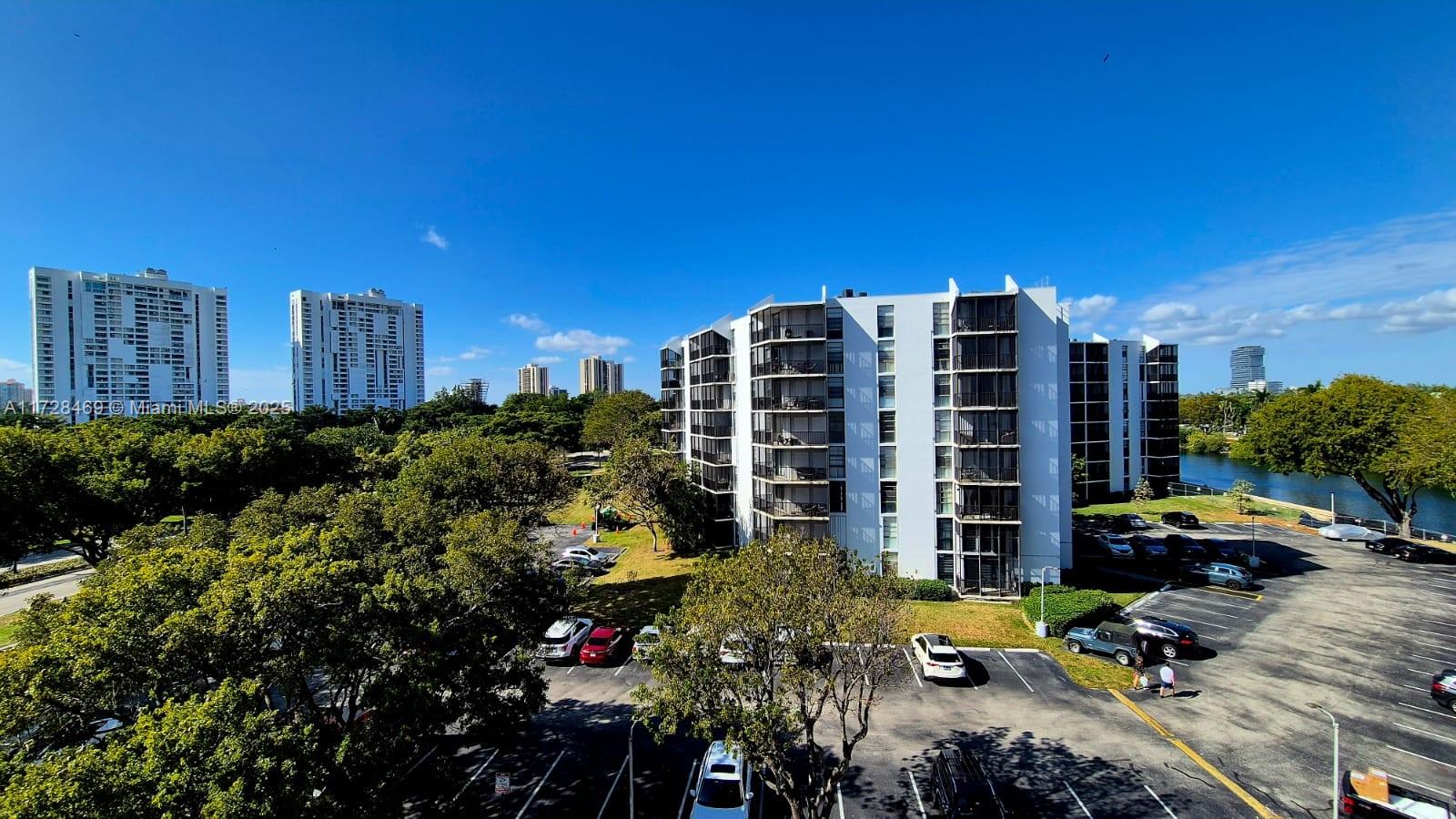 3625 N Country Club Dr # 509