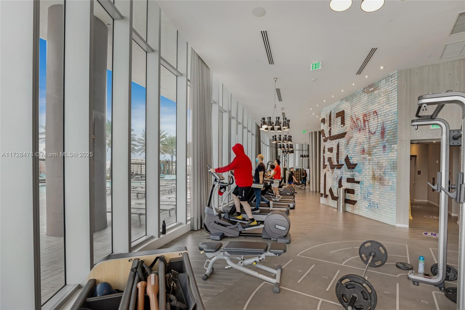 4011 S Ocean Dr # 3679