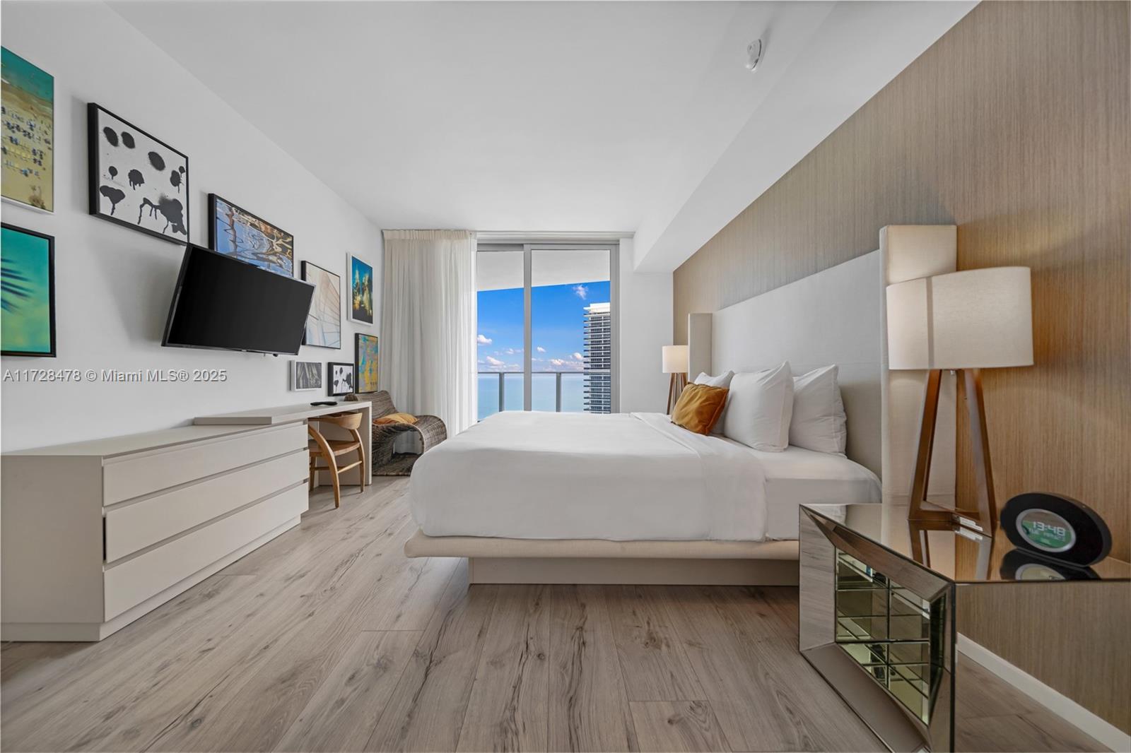 4011 S Ocean Dr # 3679
