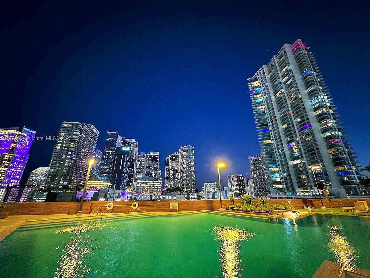 350 S Miami Ave Unit: 1215