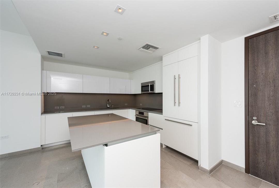 68 SE 6 Street # 1408