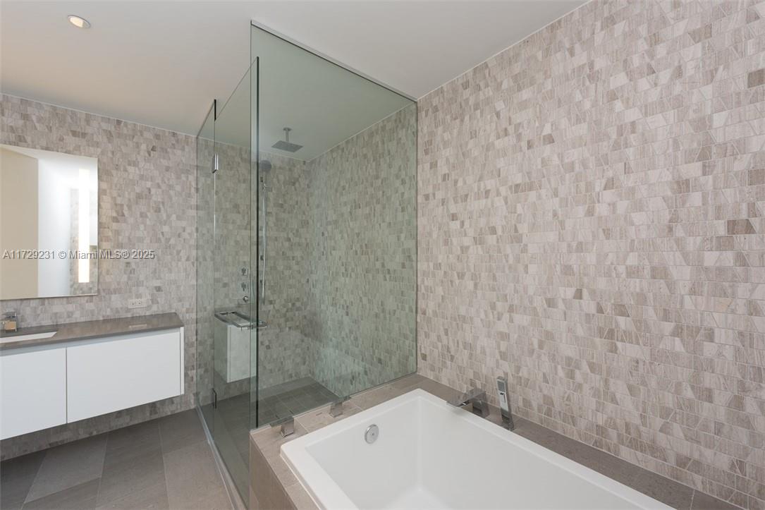 68 SE 6 Street # 1408