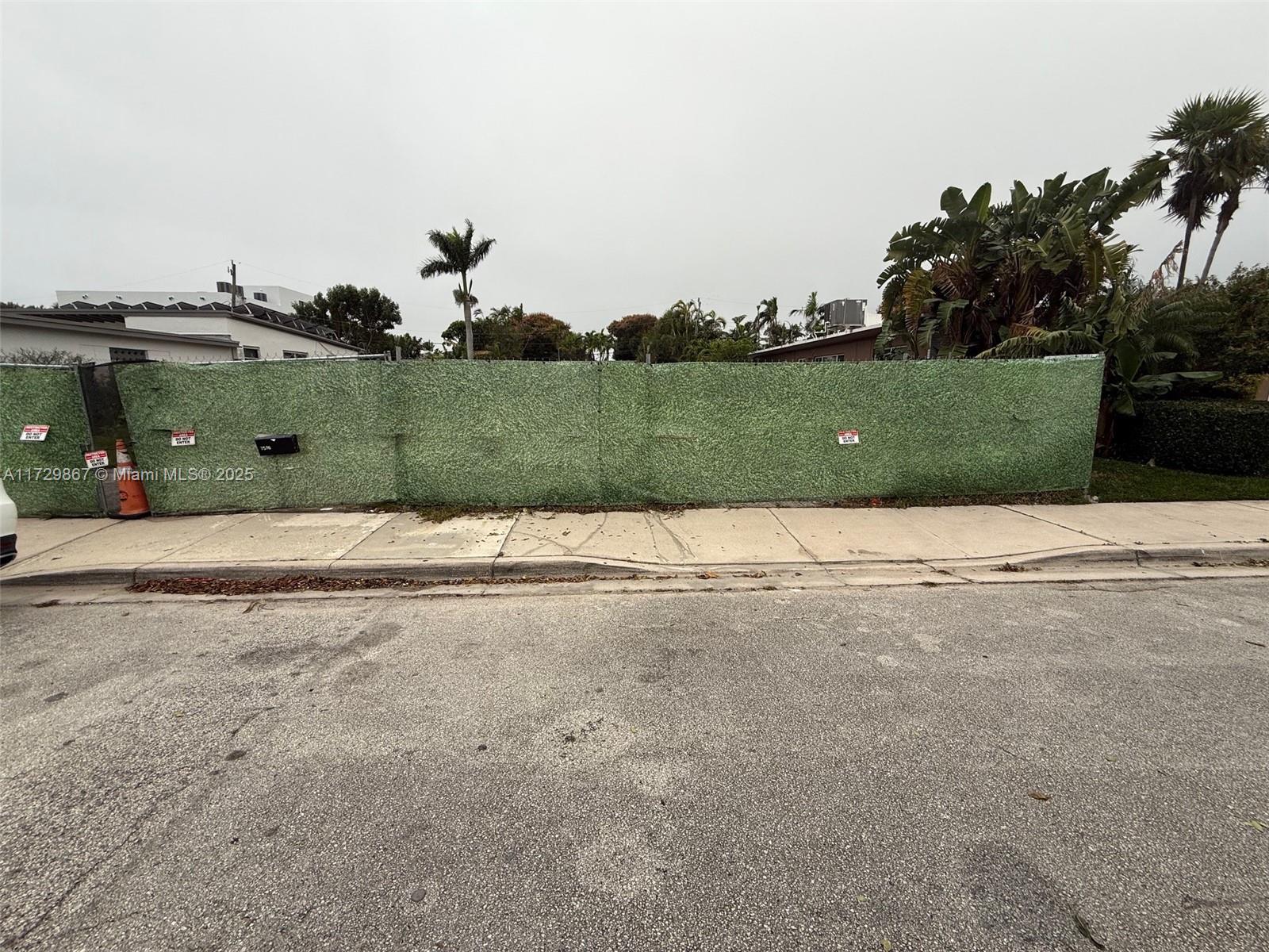 7516 Bounty Ave