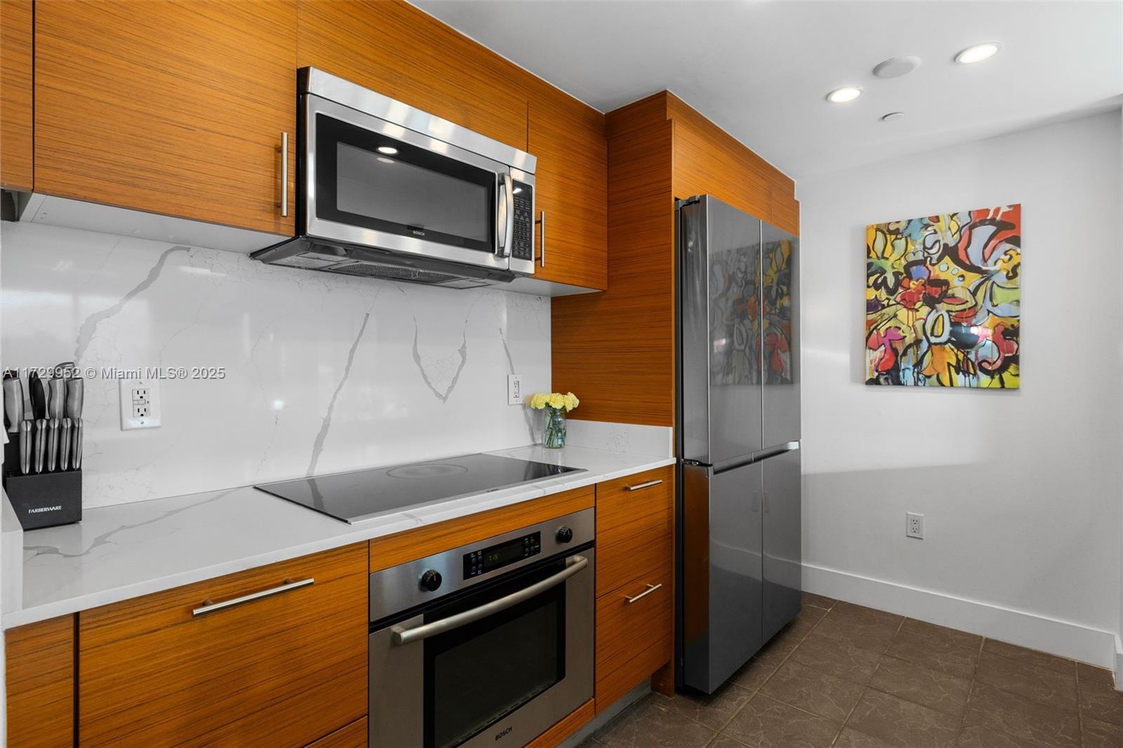 50 Biscayne Blvd # 1911