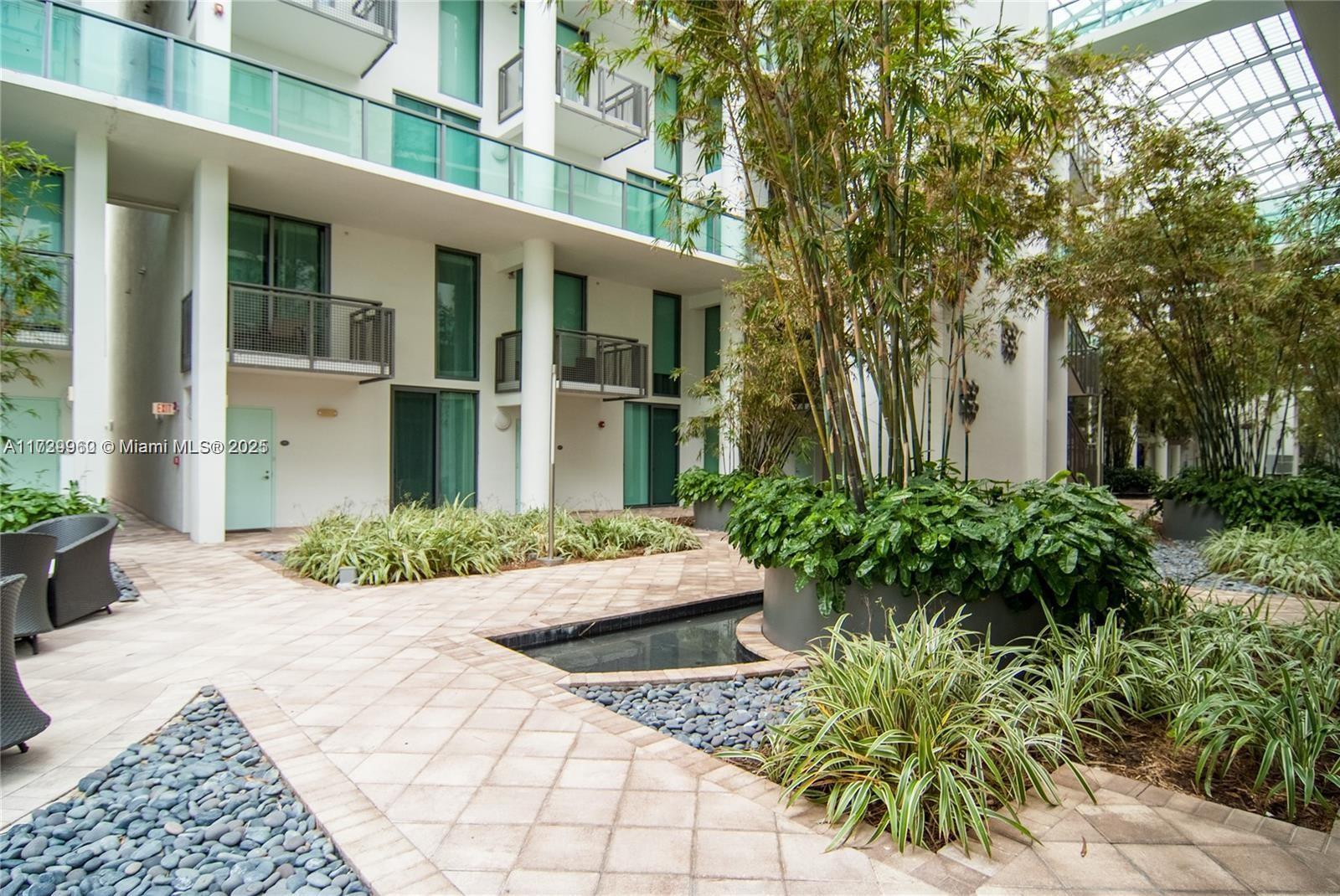 6000 Collins Ave # 505