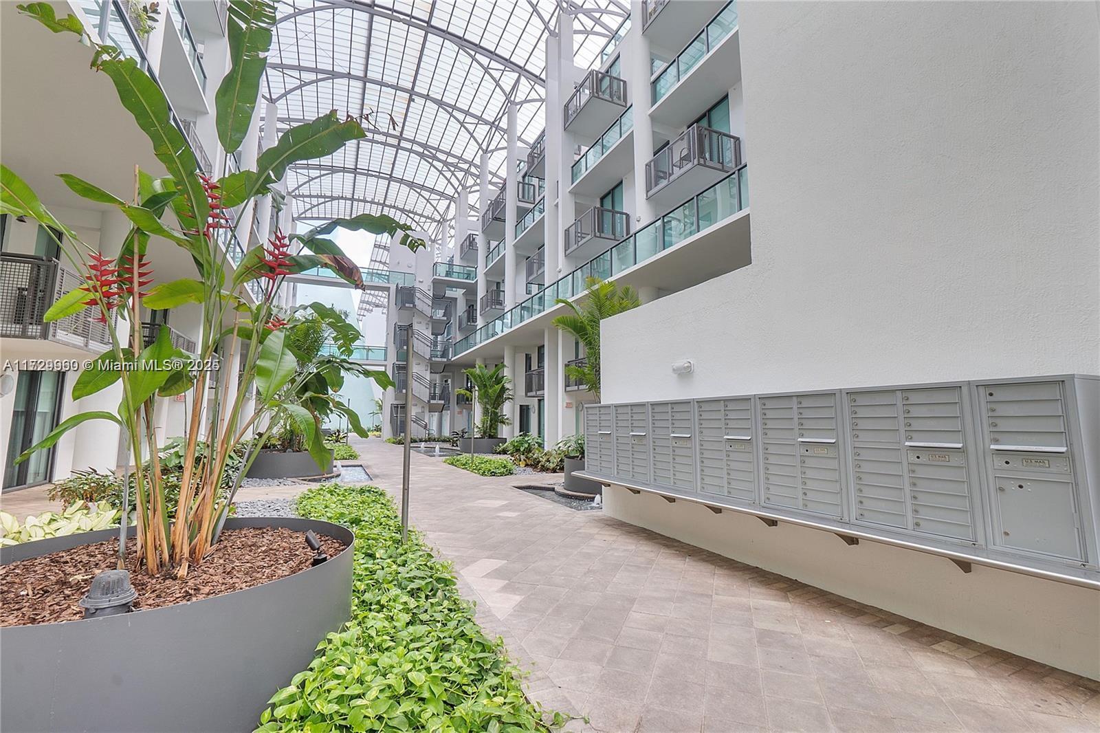 6000 Collins Ave # 505