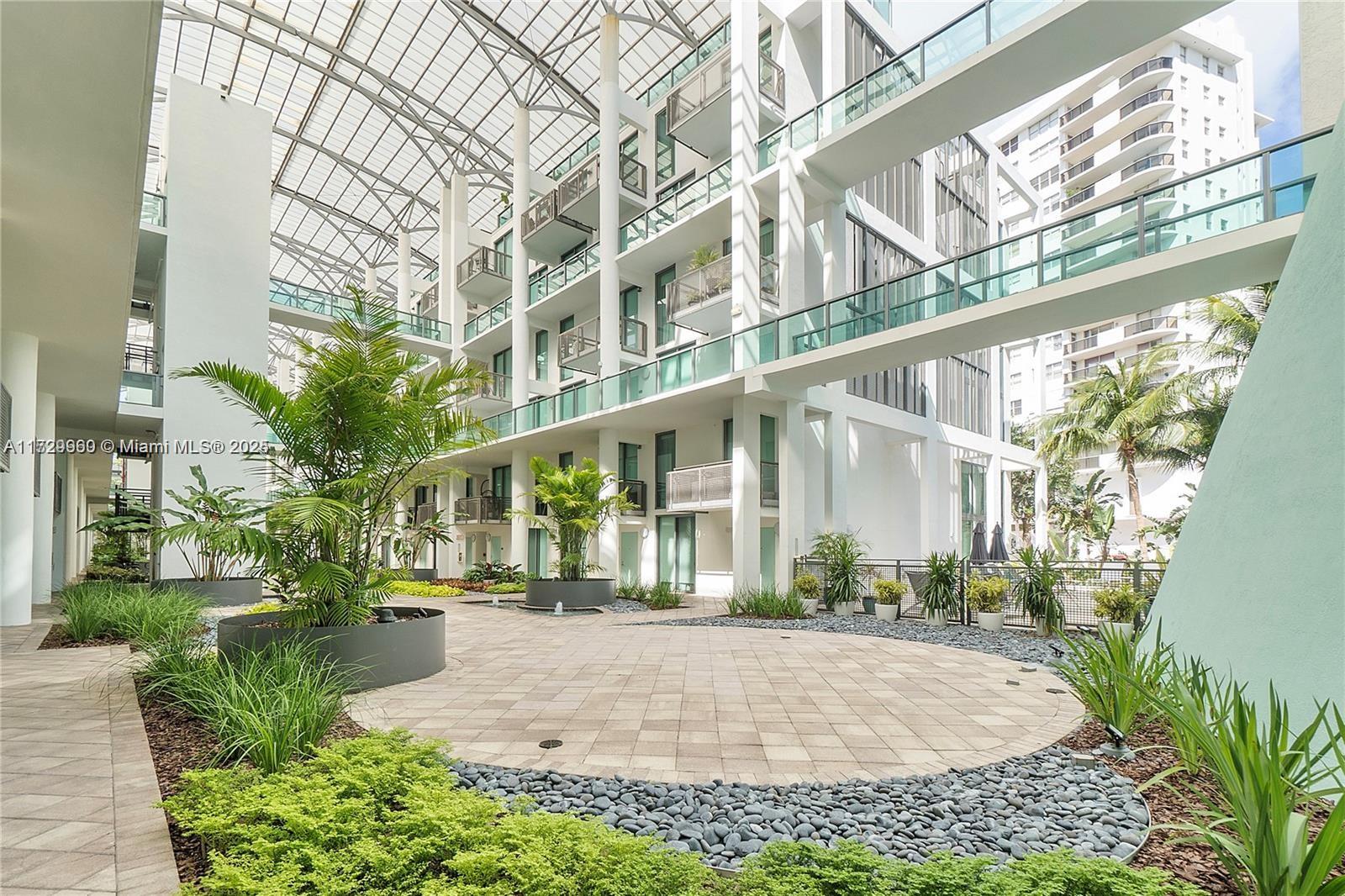 6000 Collins Ave # 505