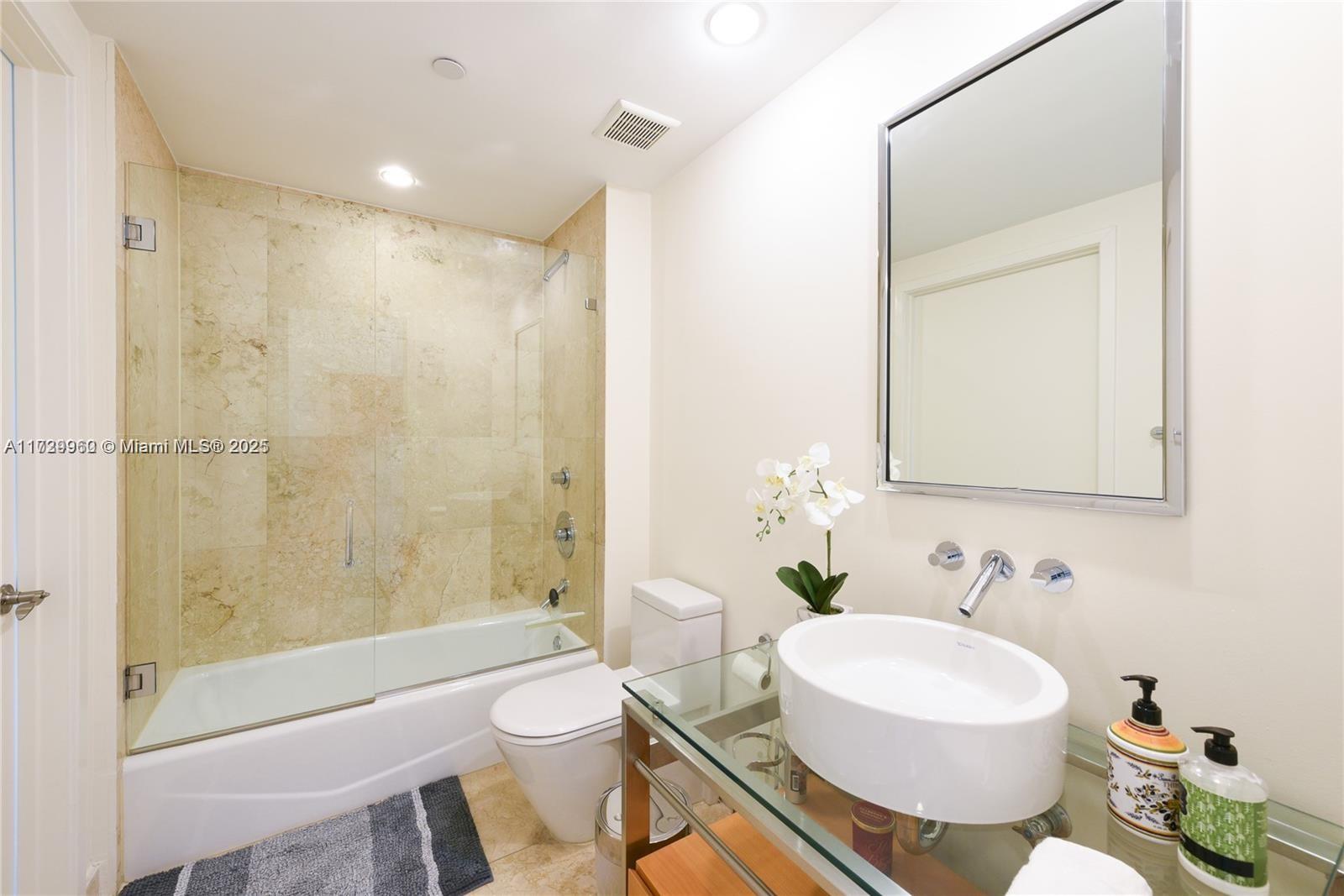 6000 Collins Ave # 505